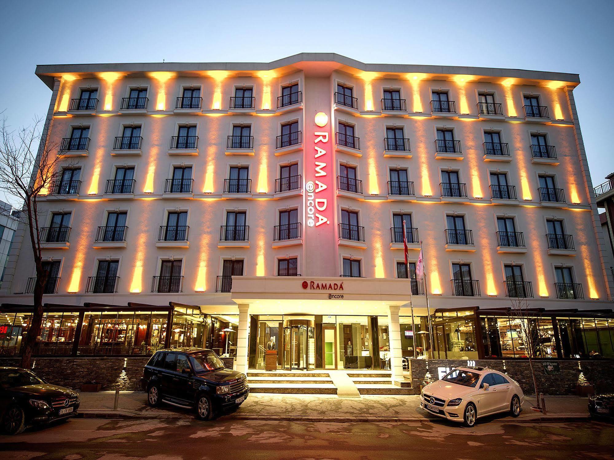 Hotel Ramada By Wyndham Istanbul Florya Exterior foto