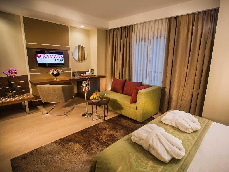 Hotel Ramada By Wyndham Istanbul Florya Exterior foto